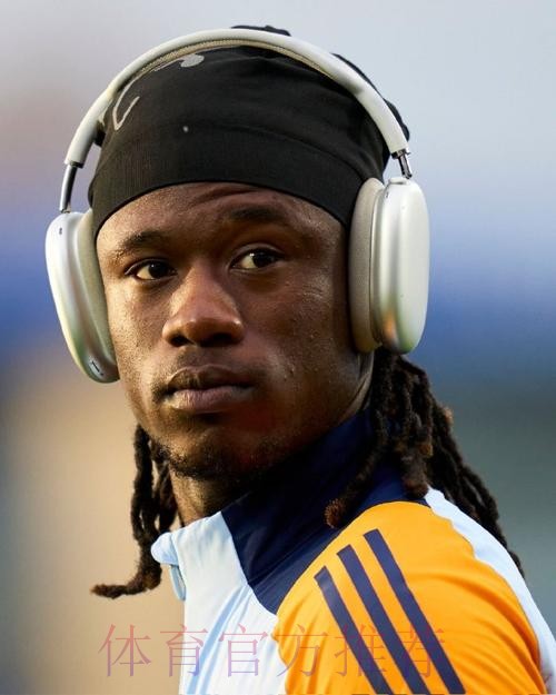 官方：卡马文加左腿股二头肌受伤 预计伤缺2-3周